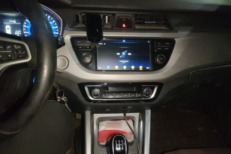 Used Geely Auto Vision X3 2019 Upgraded Model 1.5L Manual Elite Version
