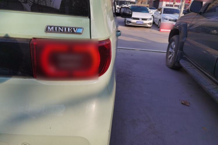 Used Wuling Hongguang MINIEV 2021 Macaron Fashion Model Lithium Iron Phosphate
