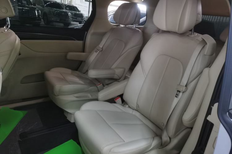 Used Buick GL8 2023 ES Lu Zun Deluxe Model