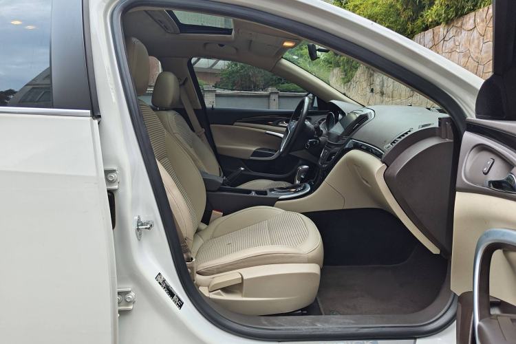 Used Buick Regal 2015 2.0L Leading Fashion Edition
