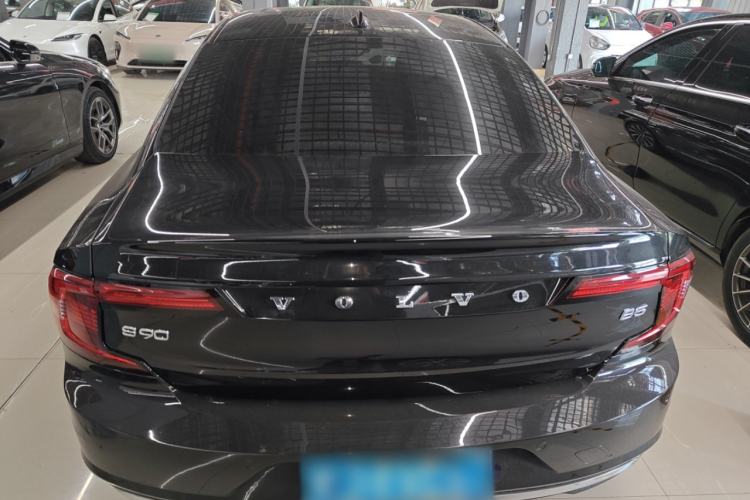 Used Volvo S90 2023 B5 Luxury Smart Edition