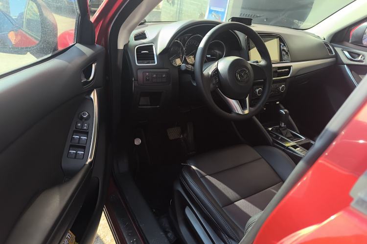 Used Mazda CX-5 2015 2.0L Automatic Two-Wheel Drive Urban Version
