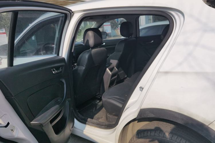 Used Qoros 5 2018 Revised Version 1.6T Automatic Leading Edition
