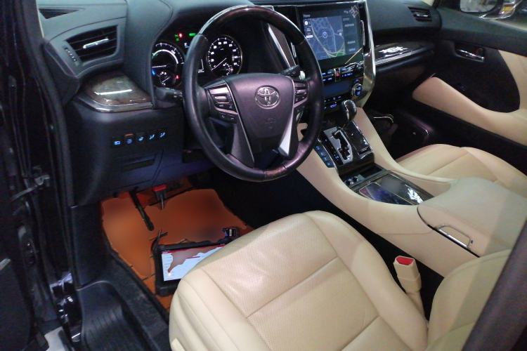 Used Toyota Vellfire 2021 Crown Dual-Engine 2.5L HV Supreme Edition
