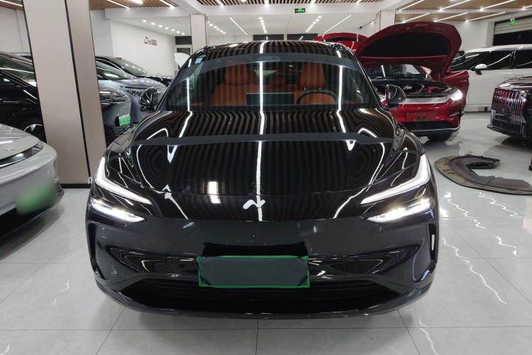 Used ONVO L60 2024 60 kWh Rear-Drive Version