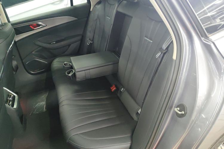 Used Hongqi H5 2023 2.0T Automatic Smart Connect Flagship Edition
