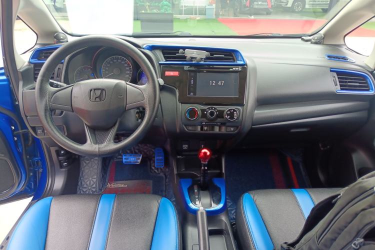 Used Honda Fit 2016 1.5L LXS CVT Comfort Sunroof Version
