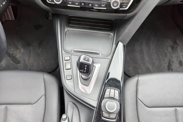 Used BMW 3 Series 2017 320Li Fashion Model
