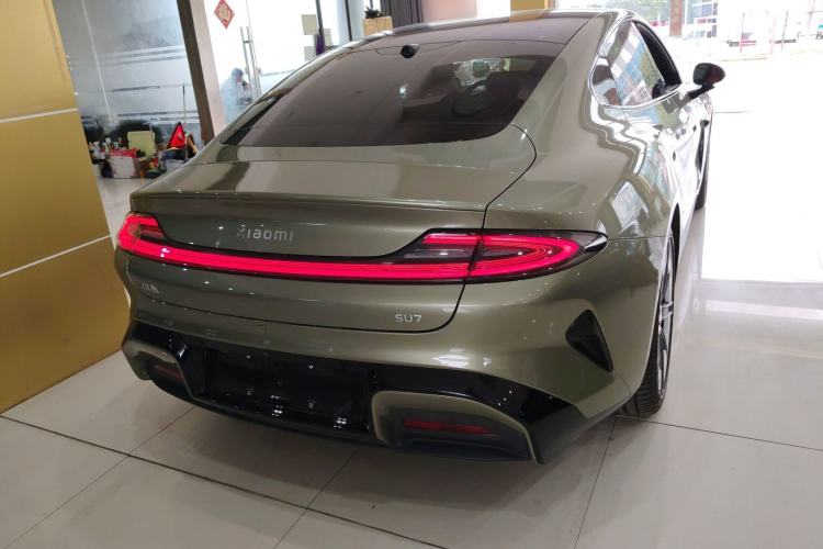 Used Xiaomi Auto SU7 2024 Rear-Drive Long-Range Intelligent Driving Version