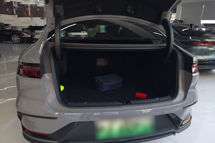 Used BYD Han 2025 EV with 701 km of Laser Radar-Enabled Intelligent Driving
