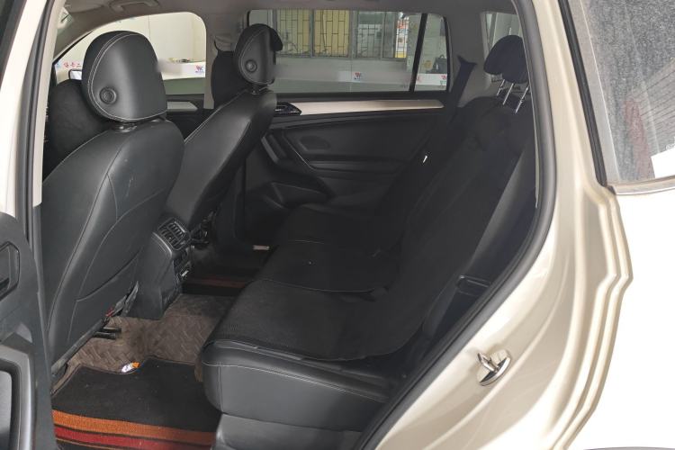 Used Volkswagen Tiguan L 2021 330TSI Automatic Two-Wheel Drive Smart Edition
