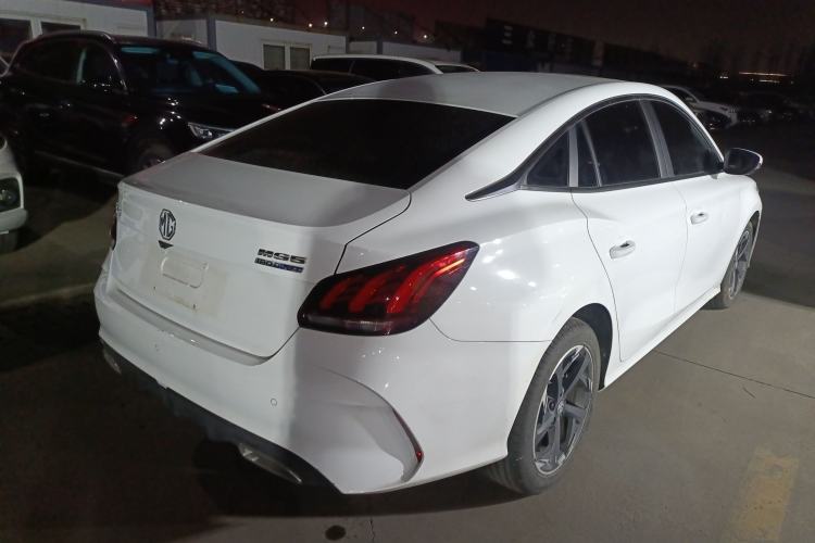 Used MG 5 2023 180 DVVT CVT Luxury Edition
