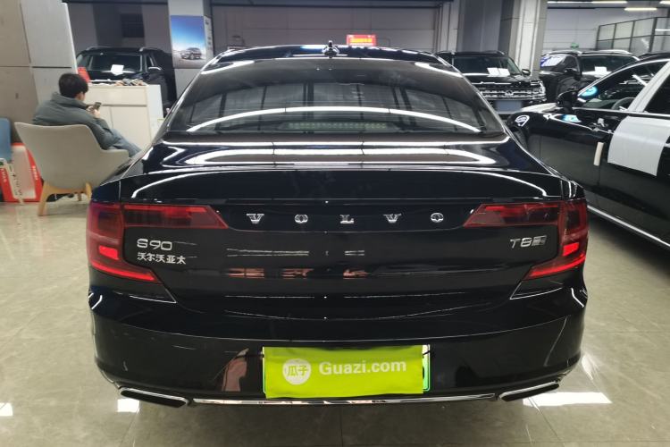 Used Volvo S90 New Energy 2019 T8 E-Drive Hybrid Intelligent Luxury Version China V Standard
