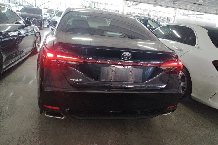 Used Toyota Avalon 2019 2.0L Luxury Edition China VI Standard
