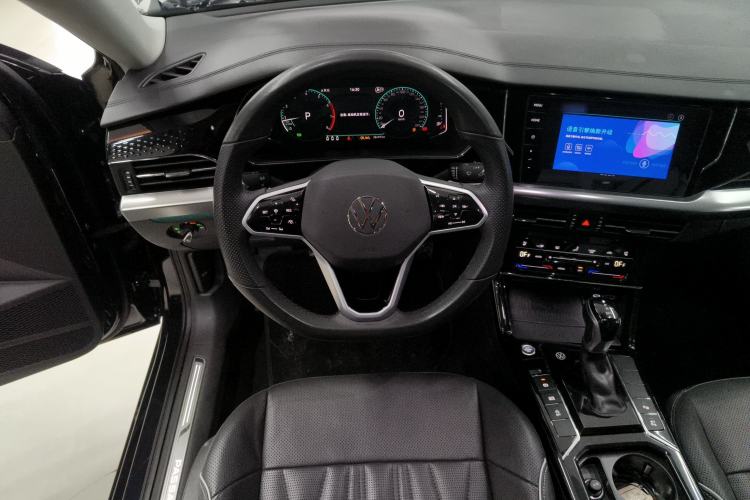 Used Volkswagen Passat 2023 Restyled 330TSI Starry Luxury Edition
