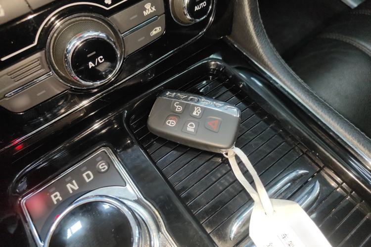 Used Jaguar XJ 2018 XJL 3.0 SC Two-Wheel-Drive Elegant Business Edition
