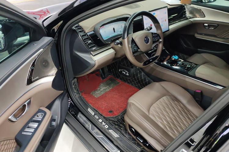 Used BYD Han 2022 EV Genesis Edition 715KM Front-Wheel-Drive Prestige Model
