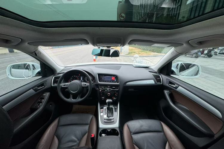 Used Audi Q5 2017 Plus 40 TFSI Technology Model
