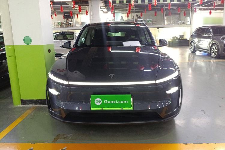 Used Tesla Model Y 2025 Rear-Wheel-Drive Version
