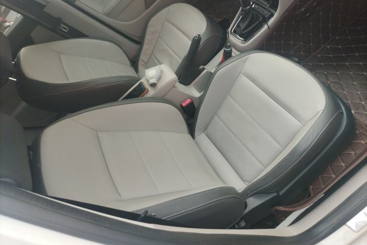 Used Volkswagen Gran Lavida 2013 1.4 TSI Automatic Comfort Model