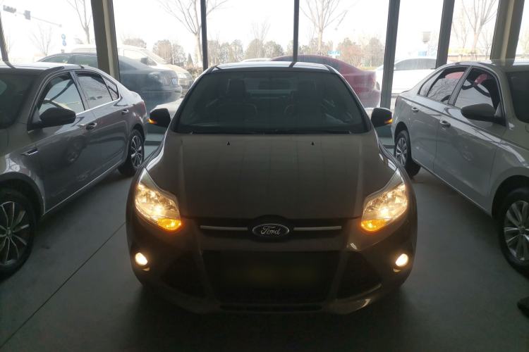 Used Ford Focus 2012 Sedan 1.6L Automatic Comfort Model
