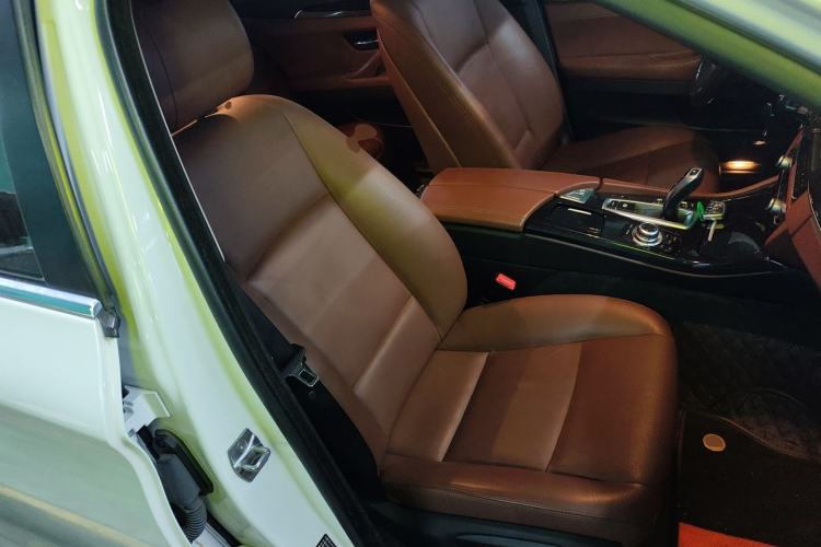 Used BMW 5 Series 2017 520Li Elegant Edition
