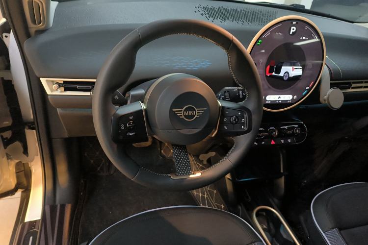 Used  Electric MINI COOPER 2025 456km COOPER E Classic Style