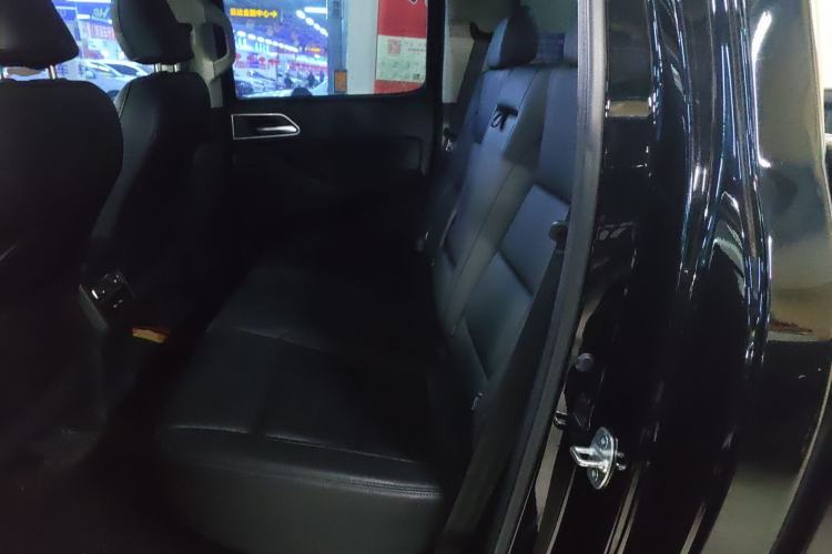 Used Great Wall Poer 2024 2.4T Passenger Version Automatic Diesel 4x4 Comfort Trim