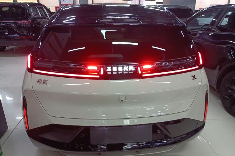 Used Zeekr X 2025 5-Seater Four-Wheel Drive Sport Version
