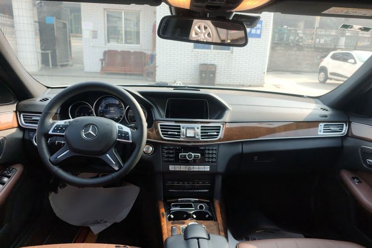 Used Mercedes-Benz E-Class 2015 E 320 L
