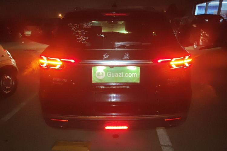 Used Hongqi HS5 2022 Facelifted Version 2.0T Smart Connect Flagship All-Wheel-Drive Edition