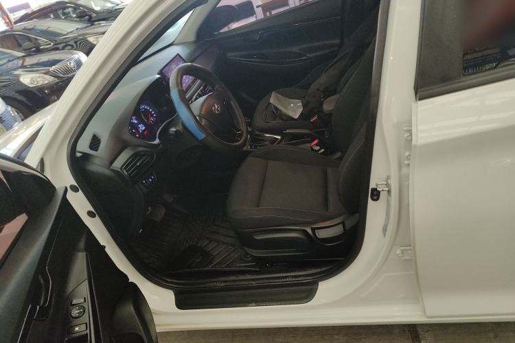 Used Hyundai Celesta 2018 1.6L Automatic GL Enjoyment Edition China VI compliant
