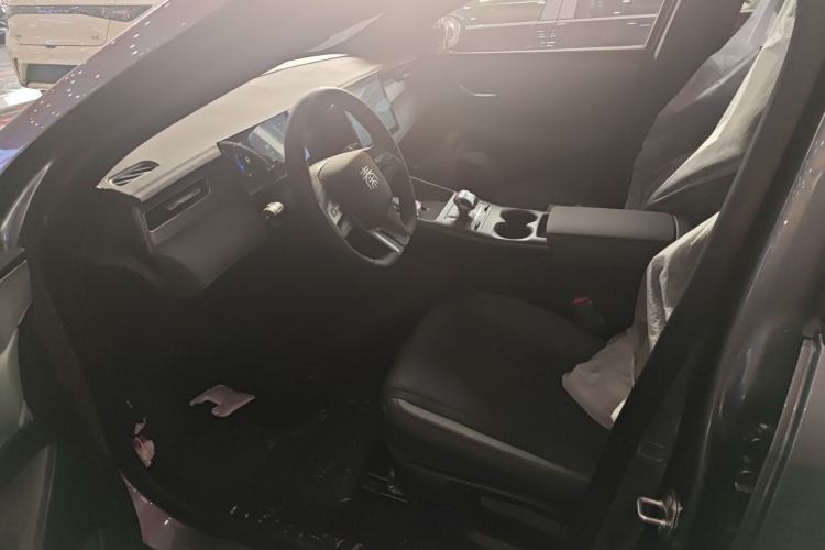 Used BYD Qin PLUS 2025 DM-i Smart Drive 55KM Leading Model
