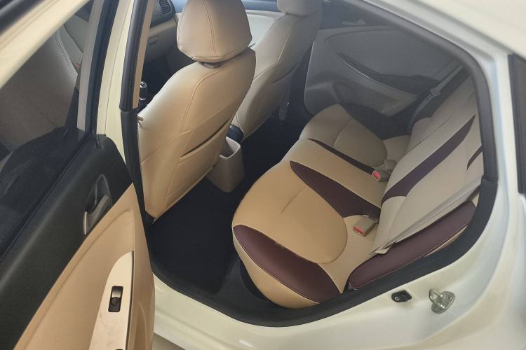 Used Hyundai Verna 2014 1.4L Manual Smart GLS Trim
