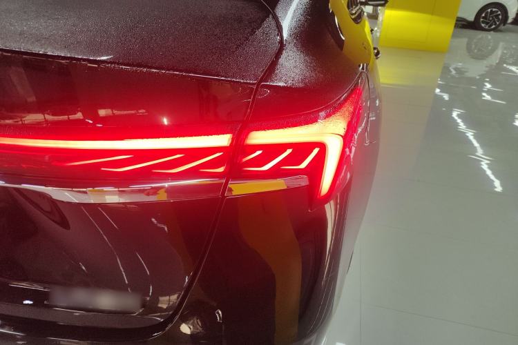 Used Buick LaCrosse 2025 28T Platinum Edition