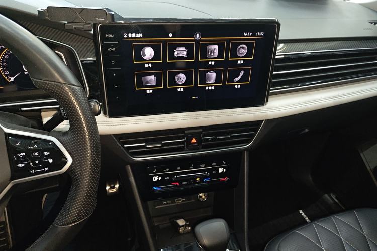 Used Volkswagen Tiguan L 2022 330TSI Automatic Two-Wheel Drive R-Line Enhanced Edition
