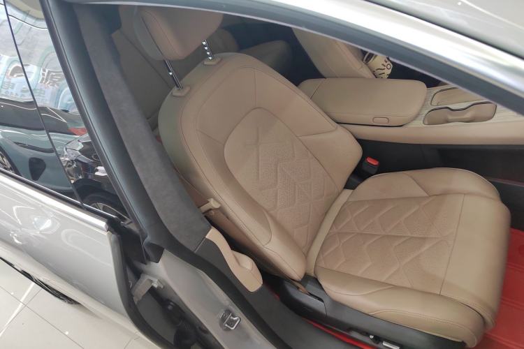 Used Nio ET7 2023 100kWh Signature Edition
