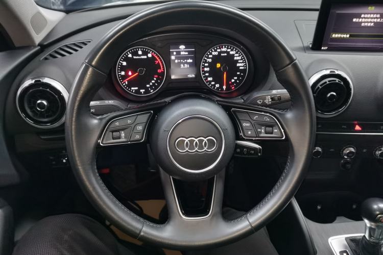 Used Audi A3 2019 Limousine 35 TFSI Fashion Edition China V standard
