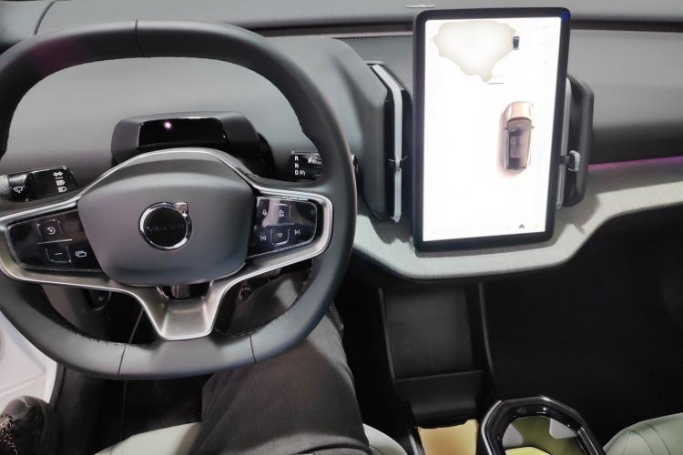 Used Volvo EX30 2025 Rear-Drive Long-Range Plus Model