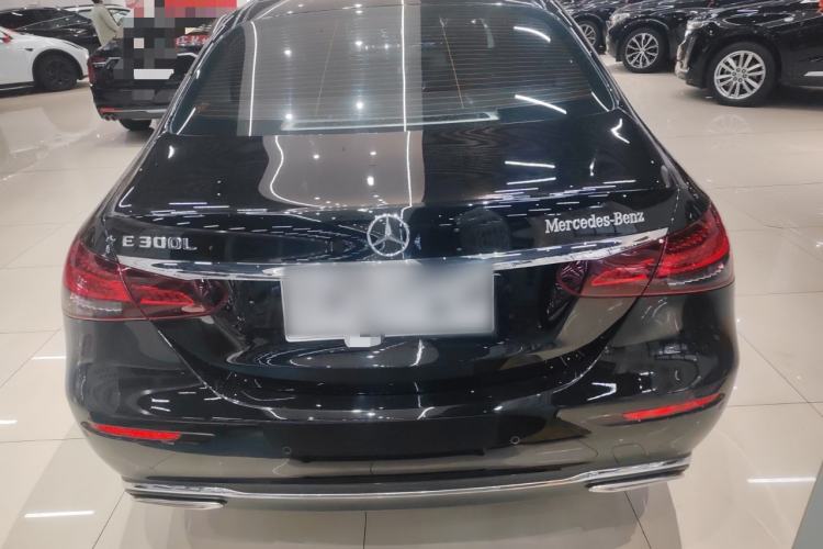 Used Mercedes-Benz E-Class 2023 Facelift E 260 L
