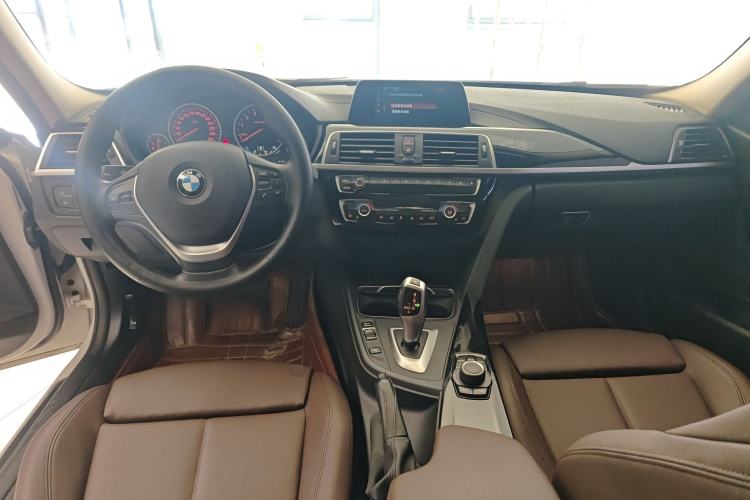 Used BMW 3 Series 2018 320Li Fashion Model
