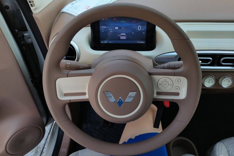 Used Wuling Hongguang MINIEV 2025 Four-Door Version Advanced Edition
