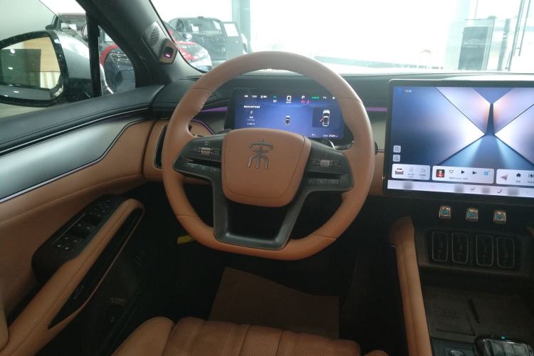 Used BYD Song L EV 2025 Intelligent Driving Version 662 km LiDAR Excellence Edition
