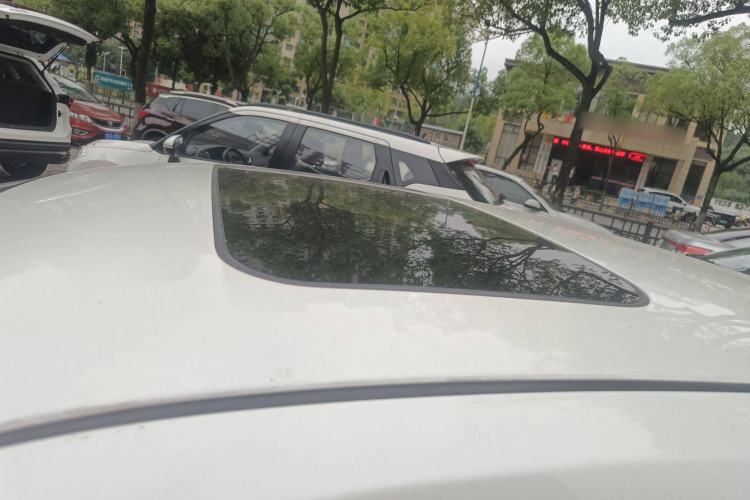 Used Nissan Lannia 2019 1.6L CVT Smart Connect Smart Cool Version China VI Standard
