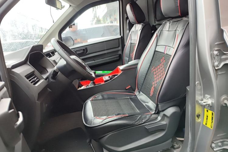 Used Wuling Hongguang PLUS 2019 1.5T Manual Wealthy Version 2 Seats
