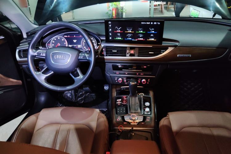 Used Audi A6L 2018 30th Anniversary Edition 45 TFSI quattro Luxury Model
