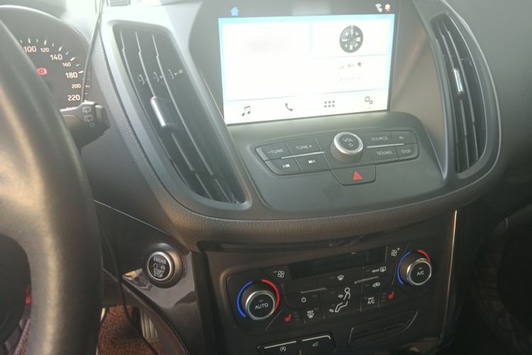 Used Ford Kuga 2017 EcoBoost 180 Two-Wheel-Drive Luxury Wing Edition
