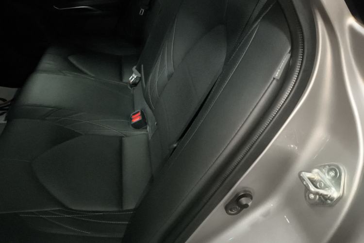 Used Toyota Avalon 2019 2.5L Touring Premium Version China VI Standard