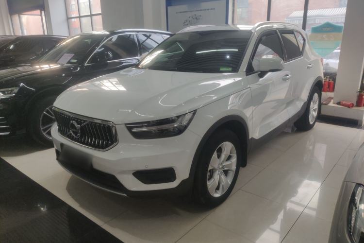 Used Volvo XC40 2022 T4 Four-Wheel Drive Smart & Stylish Edition