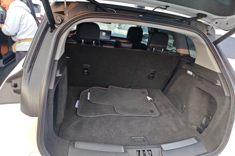 Used Lincoln Corsair 2021 2.0T Two-Wheel-Drive Luxury Edition